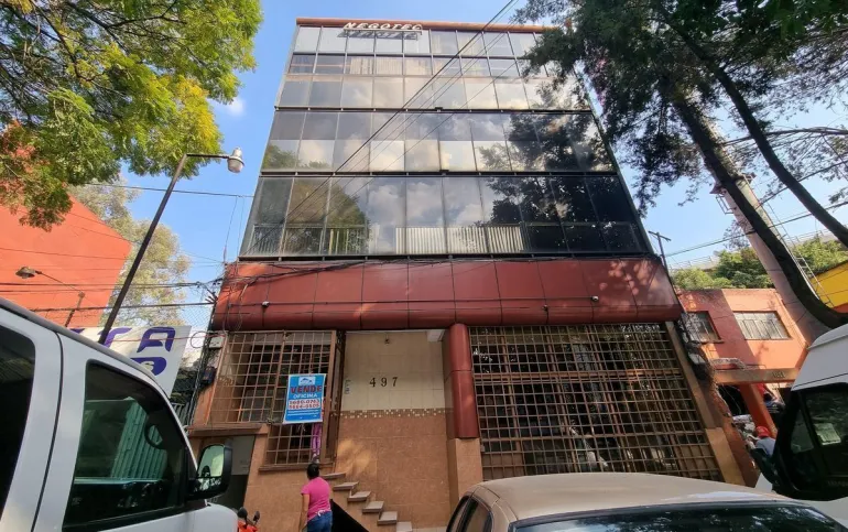 Oficina en Venta en Patriotismo.