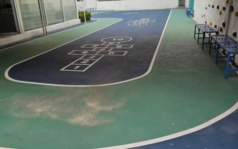 ESCUELA/TERRENO EN VENTA