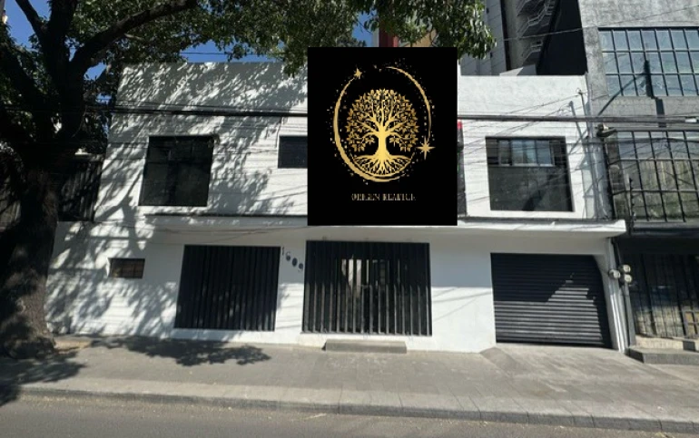 Renta Casa con Uso de Suelo con amplio uso de suelo, Av. Universidad