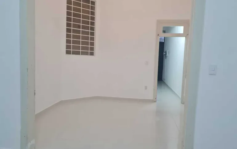 Oficina en P.B., con patio techado,  91 M2,  Roma Norte