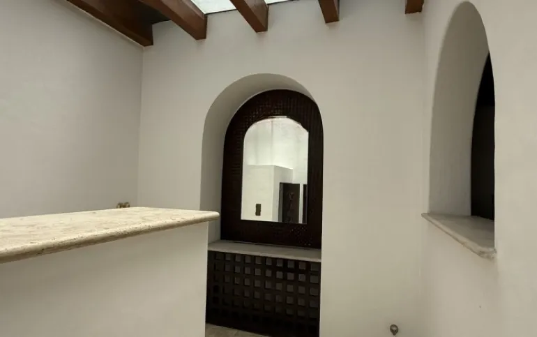 EXCELENTE CASA EN VENTA EN LOMAS DE LAS PALMAS
