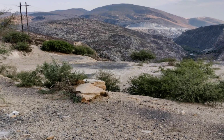 Terreno explotación Mármol Carbonato de Calcio Cal Marmolina Cadereyta Querétaro