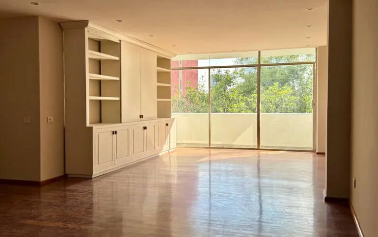 DEPARTAMENTO con AMPLIO BALCÓN - RENTA - SCHILLER