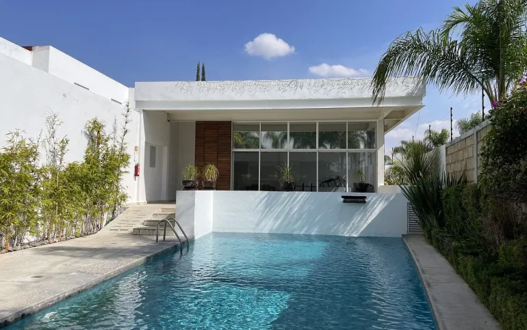 Rento Excelente Departamento en PB en Juriquilla Santa Fe, Querétaro