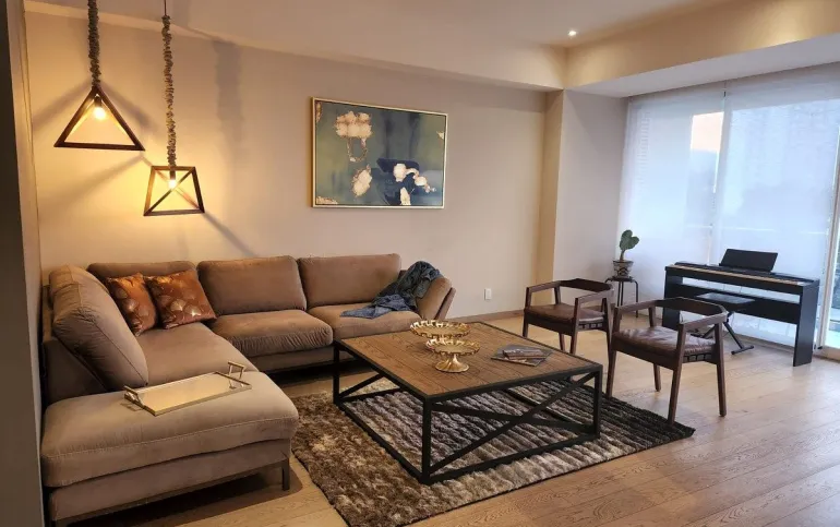 DEPARTAMENTO EN RENTA EN MEDITERRÁNEA CON BALCÓN Y MUEBLES