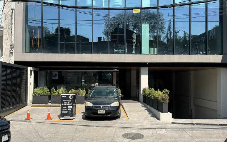 Magnifico local en Virreyes