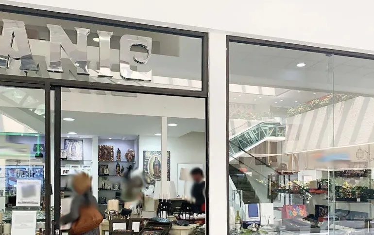 Local en Renta en Plaza Bosques $75,000