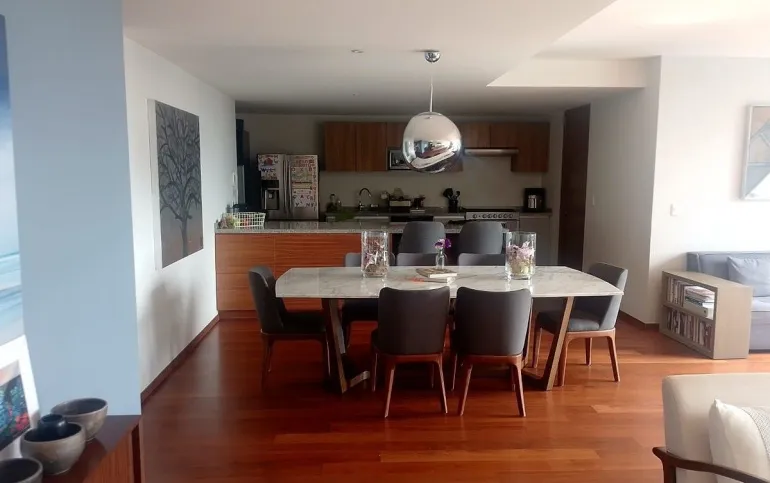 Se vende departamento en Tres Cumbres Santa Fe con balcón