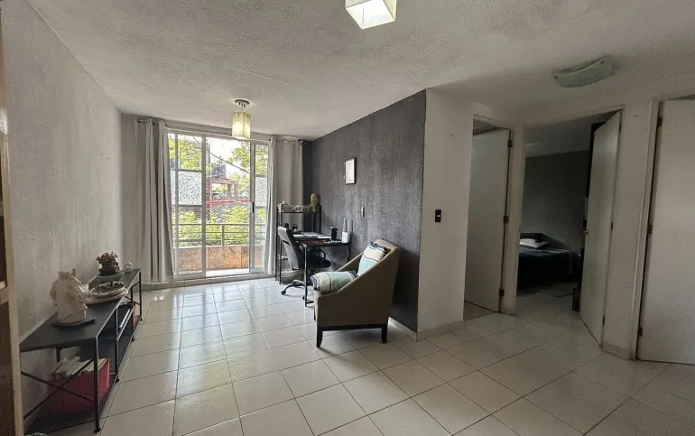 Departamento con balcón a la venta en Colonia Anahuac