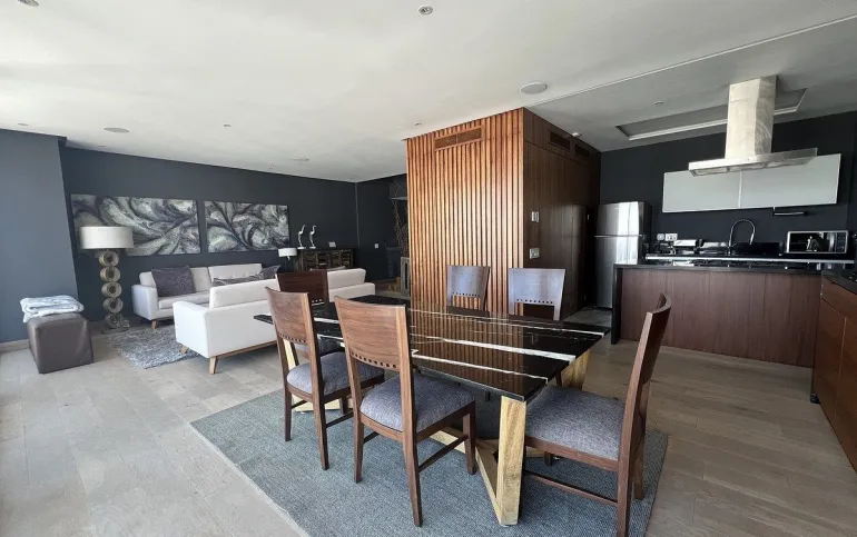 PH en renta en Península Tower, sobre Avenida Santa Fe