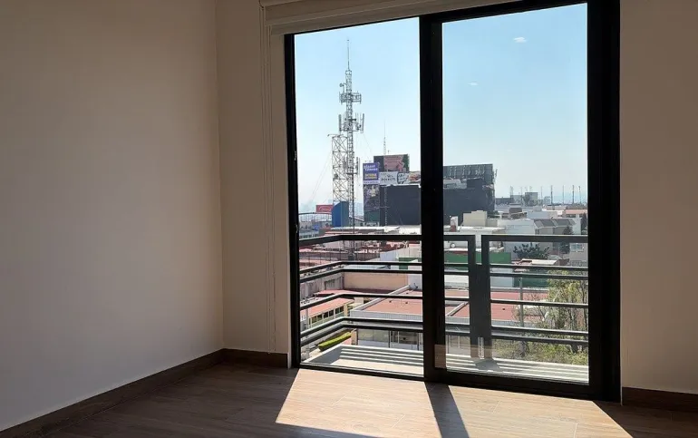 DEPARTAMENTO NUEVO EN RENTA CON ROOF GARDEN PRIVADO – CD. SATÉLITE