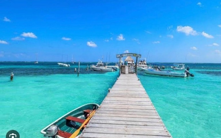 Departamento en venta, en Puerto Morelos, Quintana Roo.