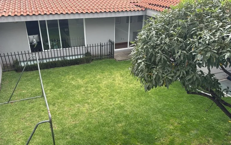 MB-Estupenda casa  en venta en Bosques de las Lomas con seguridad