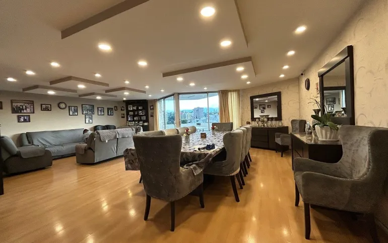 Amplio departamento a la venta en Lomas de Tecamachalco
