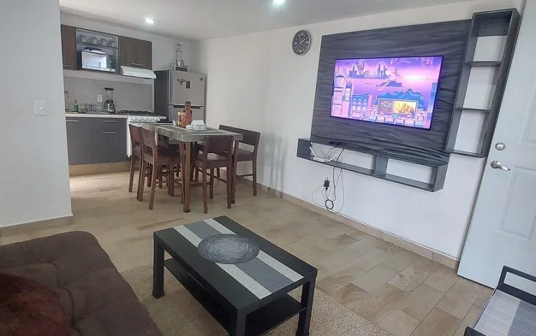 Departamento amueblado en VENTA 62 m2, 5 piso (sin elevador), V. Carranza.