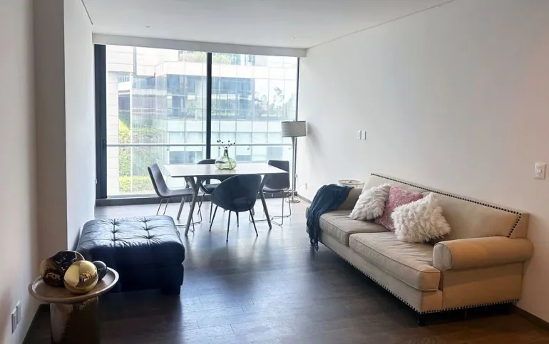 Departamento en venta de 2 recámaras con balcón  en Santa Fe, Over
