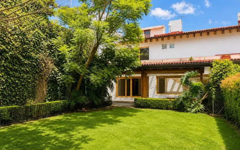 Increíble casa en fraccionamiento cerrado, Jardines del Pedregal