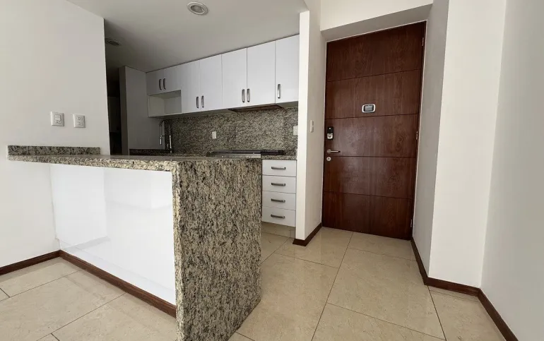 VENTA DEPARTAMENTO CITY TOWERS  DEL VALLE