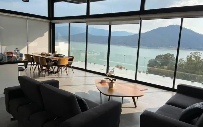 Casa en venta o renta, Valle de Bravo