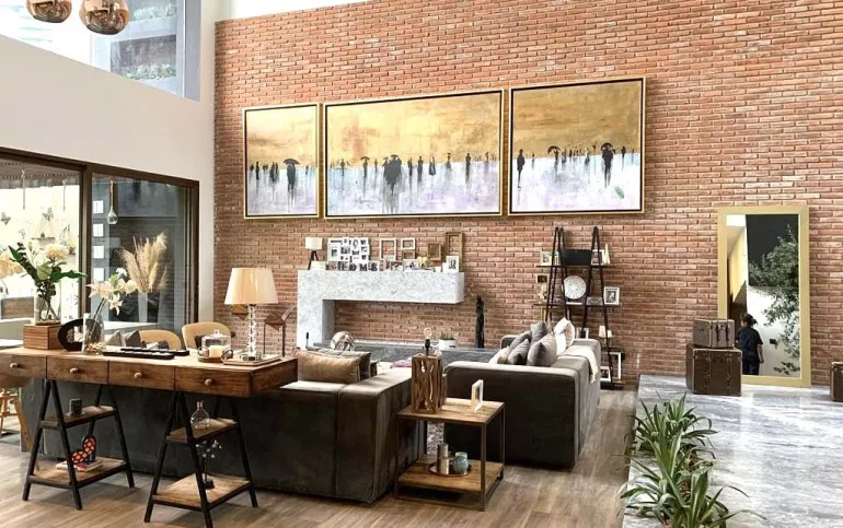 CASA en VENTA o RENTA en Privada dentro de Bosque Real con jardín, terraza y alb