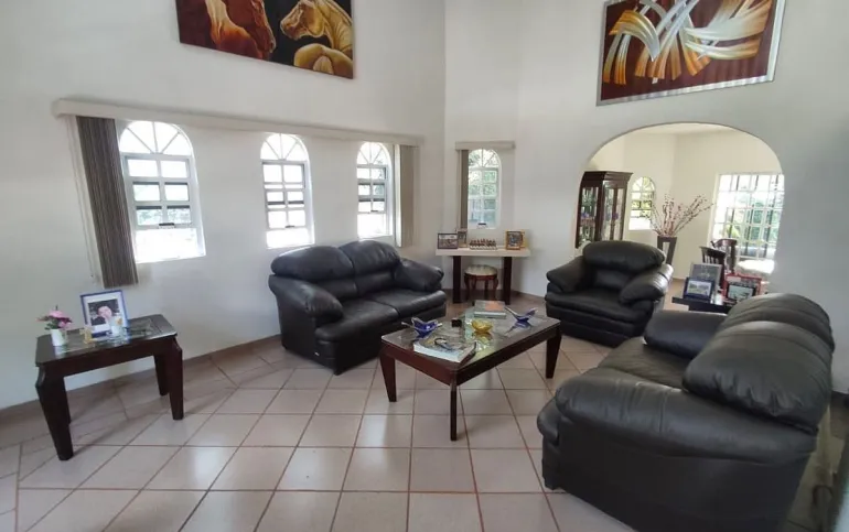 MB-Casa en Venta en Fraccionamiento Lomas de Cocoyoc