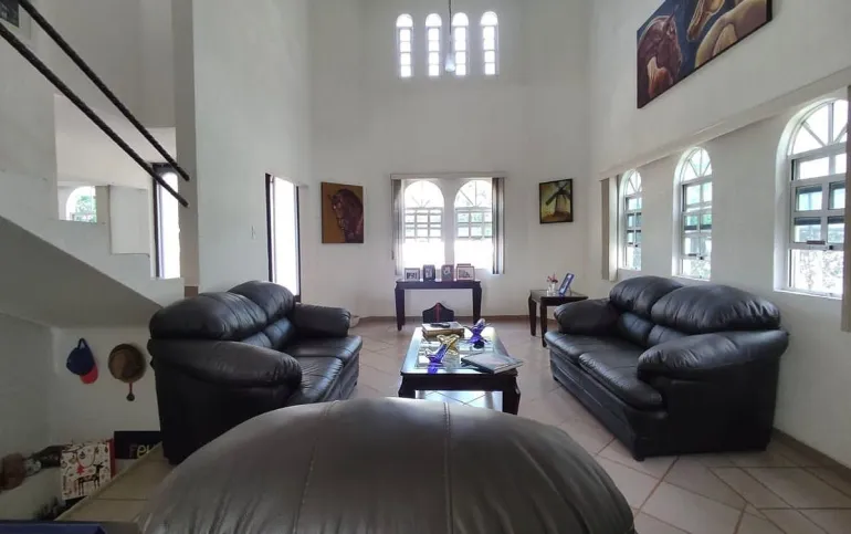 MB-Casa en Venta en Fraccionamiento Lomas de Cocoyoc