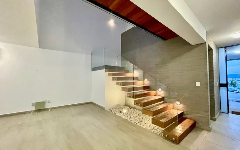 Casa en venta en Cumbres del Lago, Qro